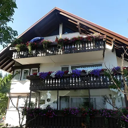 Diepold Apartment *